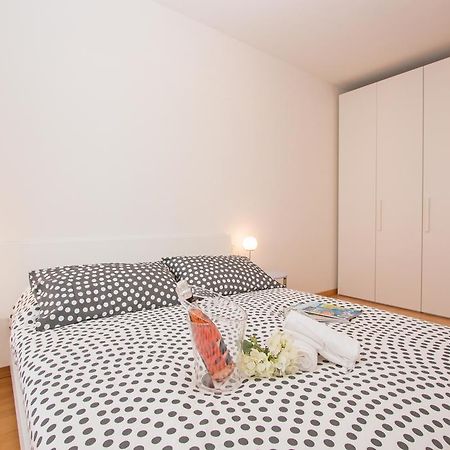 Benacus E4 Apartment By Wonderful Italy Sirmione Exterior foto
